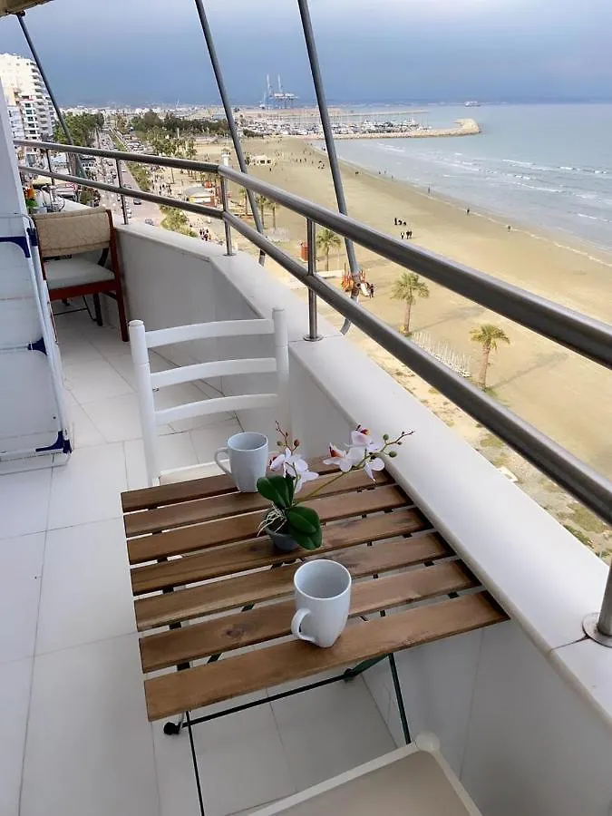 Larnaca Seaview Rooms Homestay