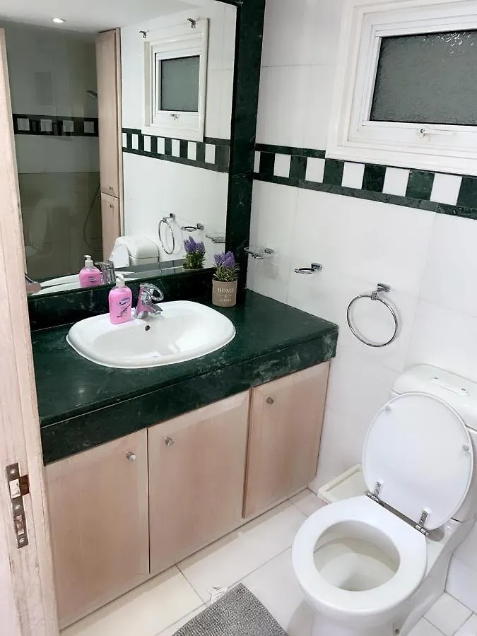 Homestay Larnaca Seaview Rooms